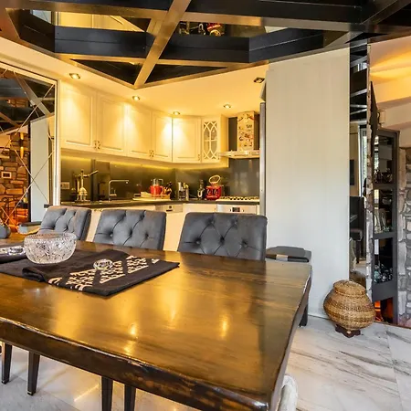 Ortakoey Luxury With Bosborus View 4*
